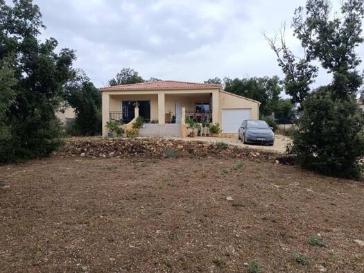 Maison à louer 945 € 3 pièces 2 chambres 86 m² Orgnac-l'Aven 07150