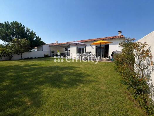 Maison à vendre 820 000 € 4 pièces 3 chambres 98 m² 431 m² de terrain Le Bois-Plage-en-Ré 17580