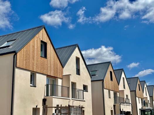 Maison à louer 2 400 € 5 pièces 4 chambres 114 m² Les Rabaux Montesson 78360