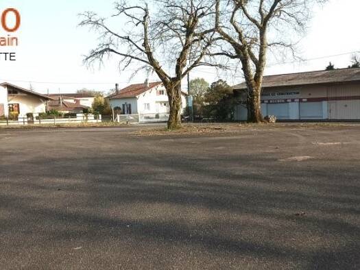 Propriété commerciale à vendre 71 960 € 514 m² de terrain Saint Jean d'Août Mont-de-Marsan 40000