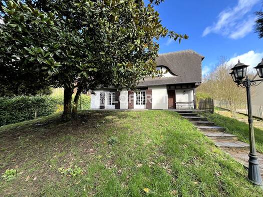 Maison à vendre 375 000 € 5 pièces 3 chambres 106 m² 4 510 m² de terrain Oinville-sur-Montcient 78250