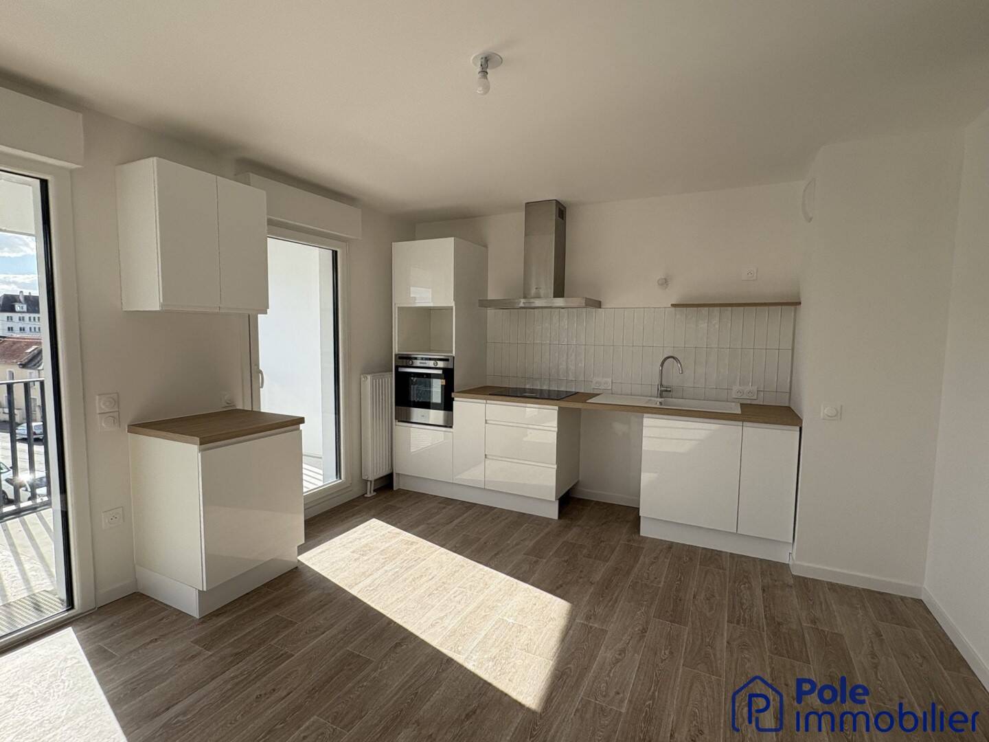 Maison à louer, 92m², CAEN