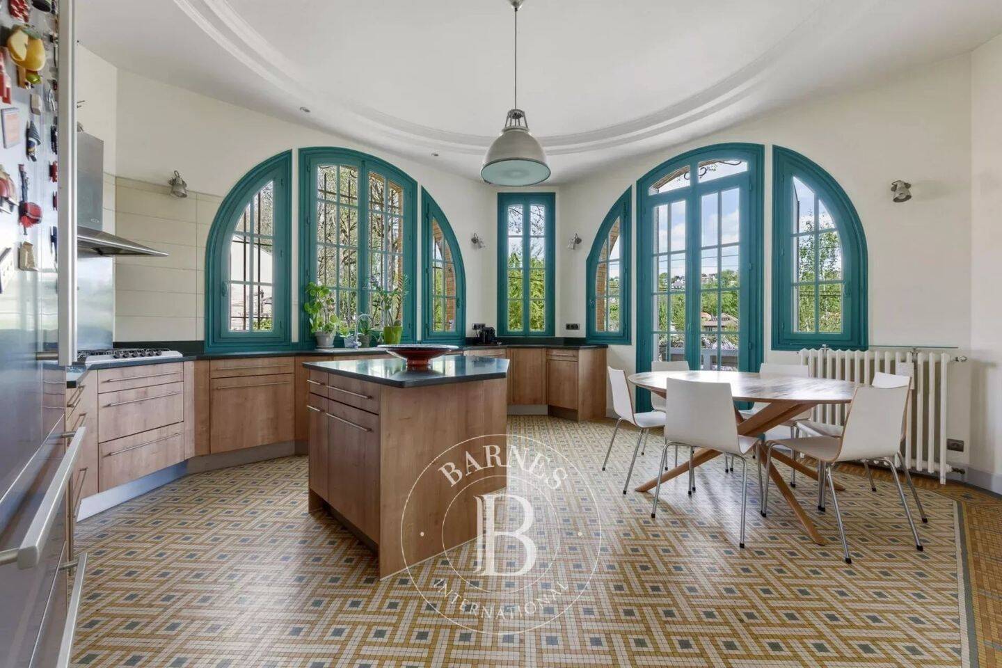 Maison à vendre, 390m², SAINT MAUR DES FOSSES