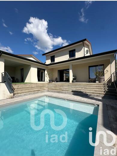 Maison à vendre 550 000 € 6 pièces 4 chambres 150 m² 782 m² de terrain Couronne Eloignee Charvieu-Chavagneux 38230