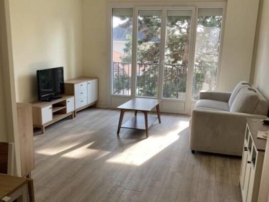Studio à louer 920 € 1 pièce 30 m² 2ème étage Ermont 95120
