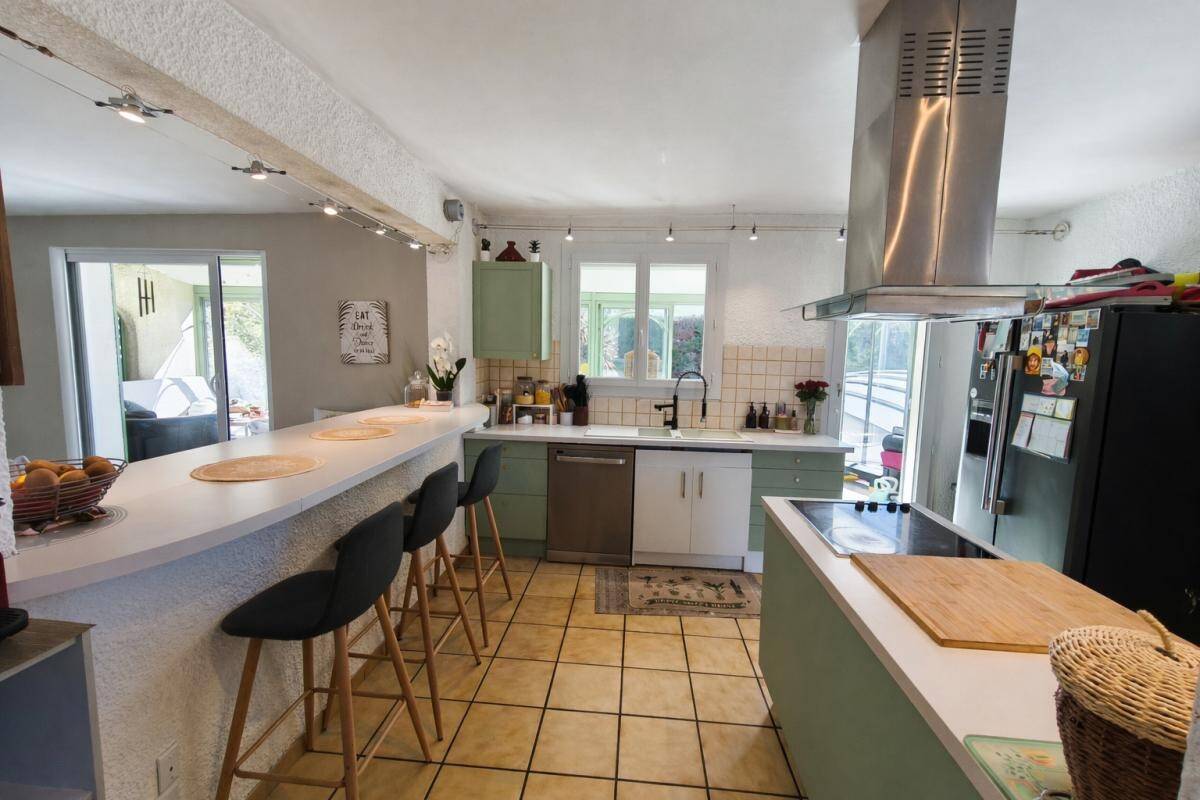 Maison à vendre, 167m², VILLEMOUSTAUSSOU