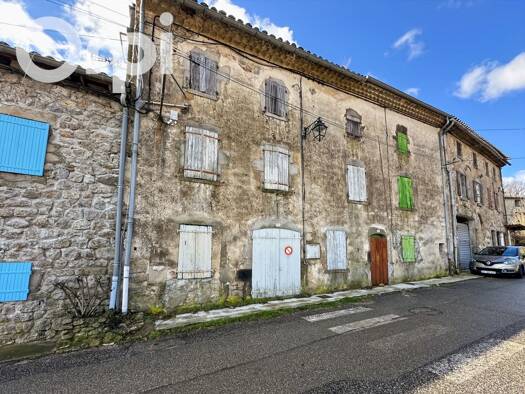 Maison à vendre 32 000 € 4 pièces 3 chambres 100 m² 148 m² de terrain La Souche 07380