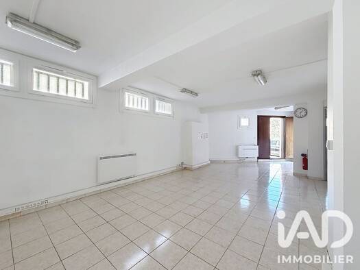 Local commercial à vendre 105 200 € 62 m² de surface de vente Le Canet Marseille 14ème arrondissement 13014