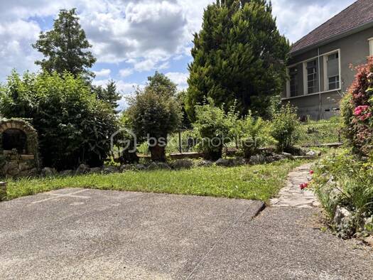 Appartement à vendre 175 000 € 4 pièces 2 chambres 83,8 m² Étage 1/3 Culoz 01350