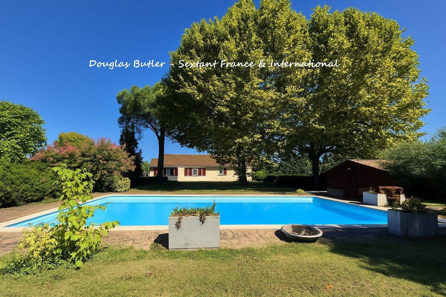 Maison à vendre, 483m², SAINTE FOY LA GRANDE