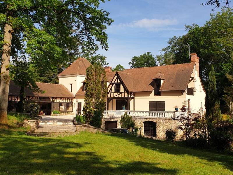 Maison à vendre, 373m², POIGNY LA FORET