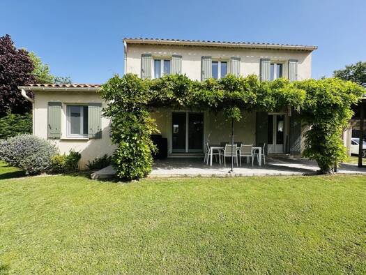 Villa à vendre - Première occupation 418 000 € 4 pièces 4 chambres 112 m² 714 m² de terrain Saint-Andiol 13670