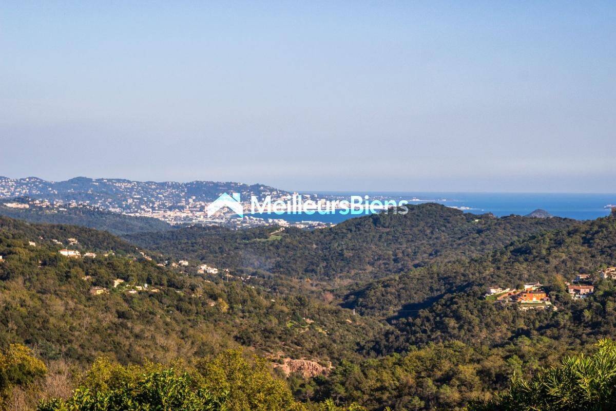 Maison à vendre, 225m², LES ADRETS DE L'ESTEREL
