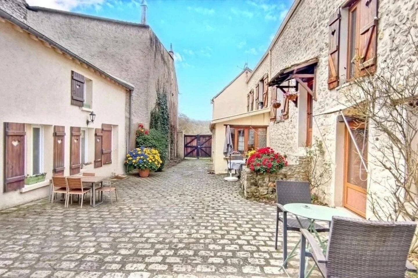 Maison à vendre, 200m², ARNOUVILLE LES MANTES
