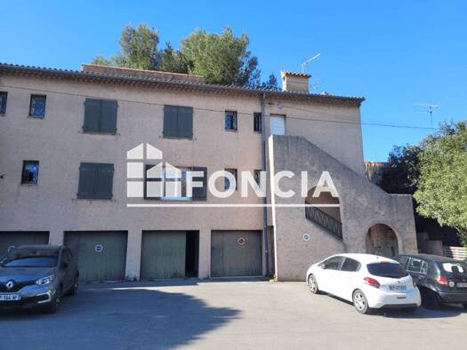 Appartement à louer 830 € 3 pièces 2 chambres 70 m² 1er étage Plantade-Ferrages-Vacon Rognac 13340