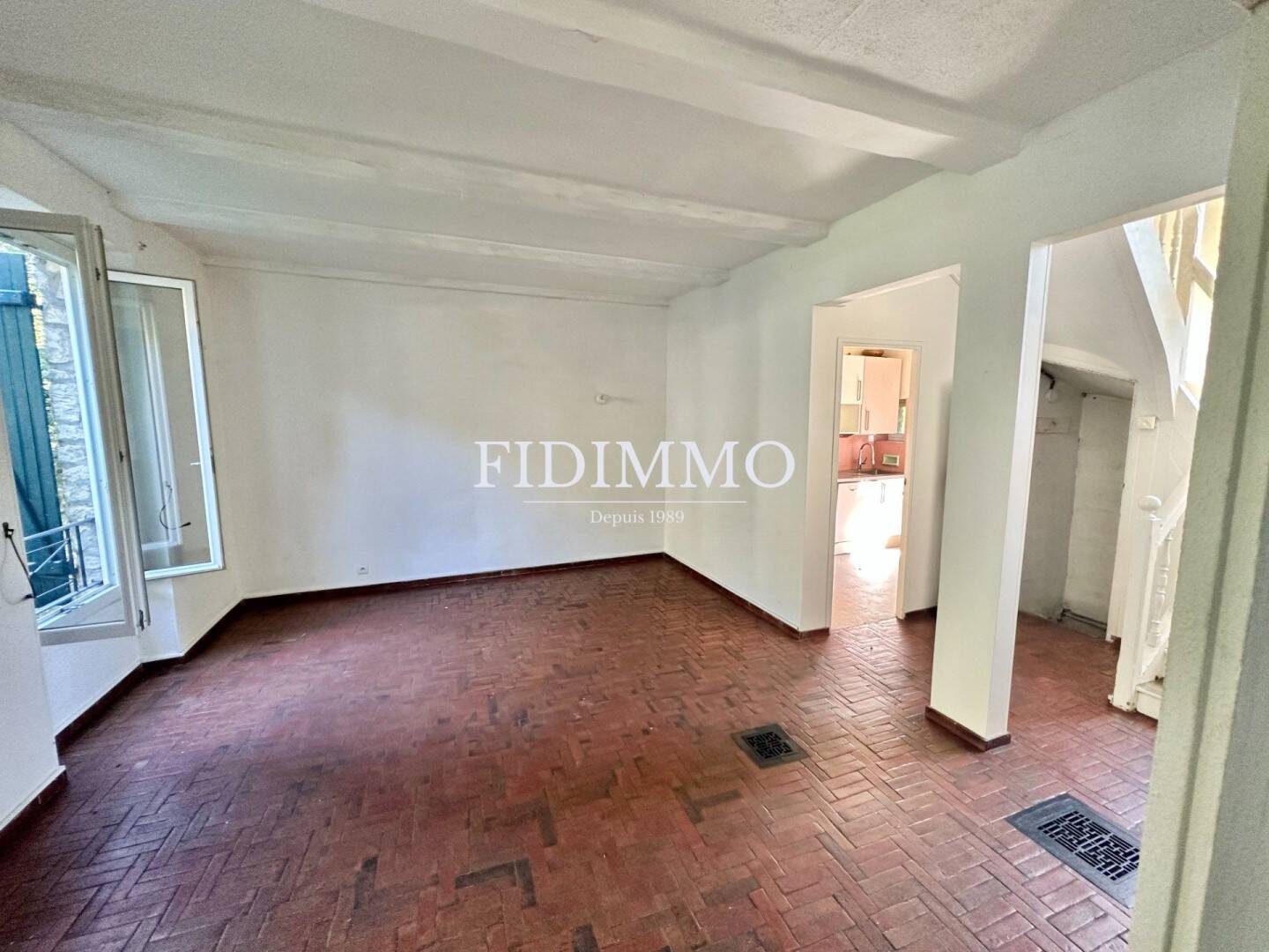 Maison à vendre, 221m², SAINT MAUR DES FOSSES