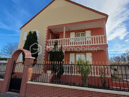 Maison à vendre 690 000 € 8 pièces 6 chambres 215,1 m² 625 m² de terrain Gallieni Conflans-Sainte-Honorine 78700