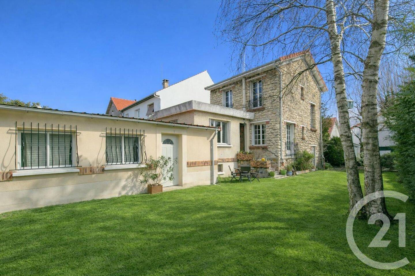 Maison à vendre, 114m², SAINT MAUR DES FOSSES