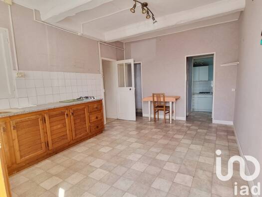Maison de ville à vendre 137 000 € 3 pièces 2 chambres 85 m² 382 m² de terrain Centre Valognes 50700