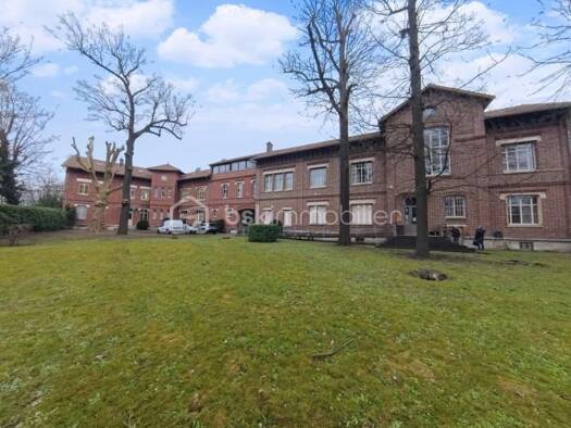 Immeuble à vendre 3 190 000 € 1 665 m² Freinville Sevran 93270