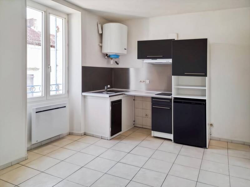 Maison à louer, 38m², SAINT ASTIER