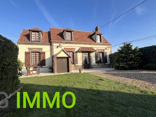 Maison à vendre 240 000 € 5 pièces 3 chambres 82 m² 776 m² de terrain Dreux 28100