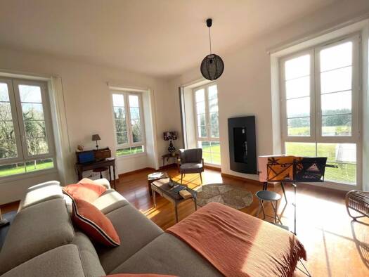 Appartement à vendre 169 000 € 2 pièces 1 chambre 83,6 m² RDC Escos 64270