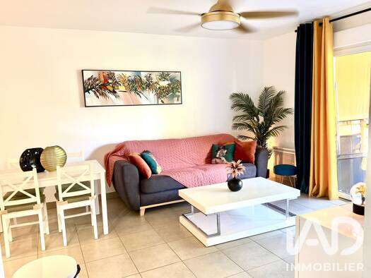 Appartement à vendre 234 500 € 2 pièces 1 chambre 45 m² RDC/4 Reyran Fréjus 83600