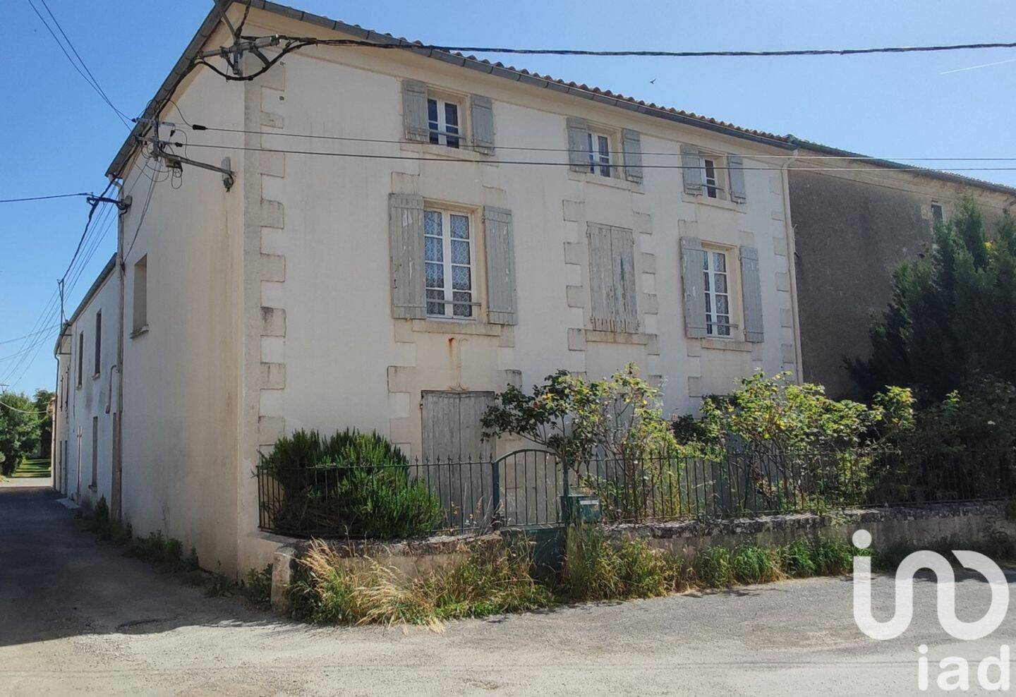Maison à vendre, 205m², SAINT HILAIRE LA PALUD