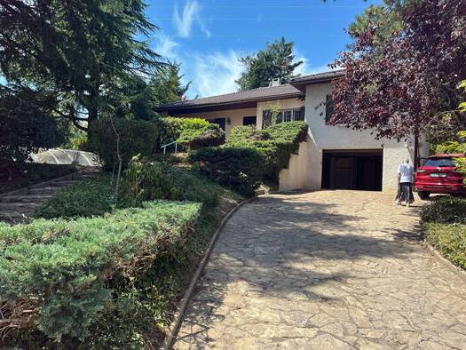 Maison de plain-pied à vendre 599 000 € 6 pièces 4 chambres 244 m² 1 369 m² de terrain Est Dardilly 69570