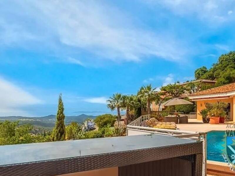 Maison à vendre, 320m², LA LONDE LES MAURES