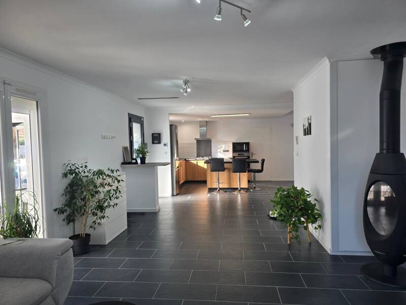 Maison à vendre, 105m², JONQUIERES SAINT VINCENT
