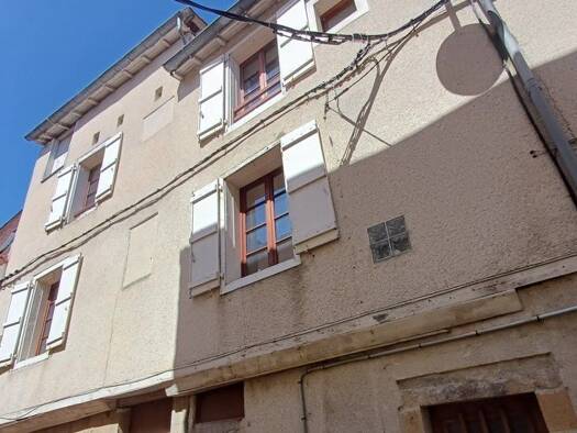 Immeuble à vendre 114 030 € 150 m² Saint-Céré 46400