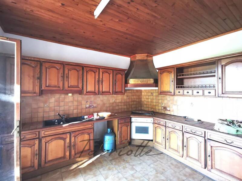 Maison à vendre, 136m², VALAURIE