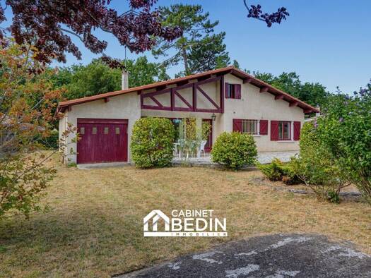 Maison à vendre 749 000 € 7 pièces 5 chambres 132,5 m² 753 m² de terrain Centre Cap Ferret Lège-Cap-Ferret 33950