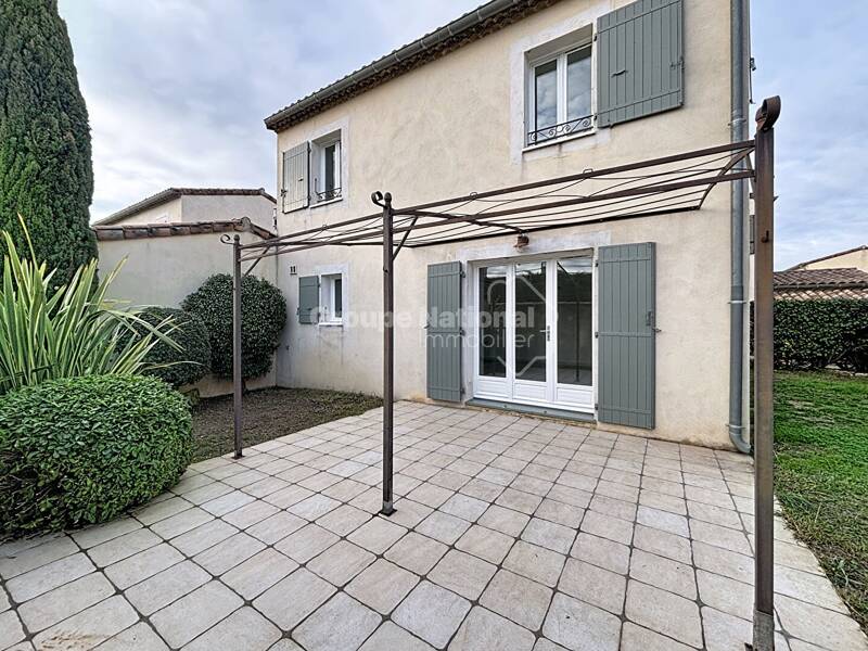 Maison à louer, 73m², NOVES