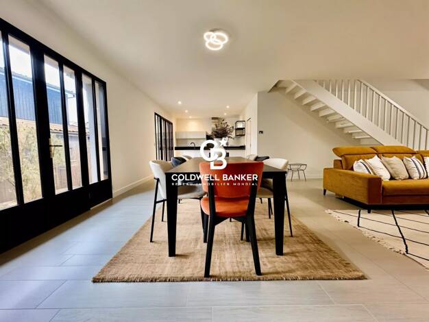 Maison à vendre 950 000 € 5 pièces 4 chambres 560 m² de terrain Andernos-les-Bains 33510