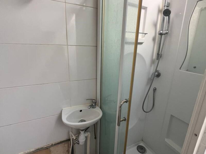 Maison à louer, 9m², PARIS 17E