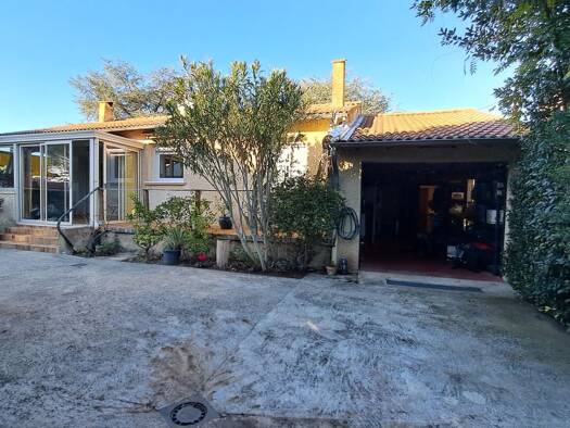 Maison de plain-pied à vendre 277 000 € 3 pièces 2 chambres 80 m² 780 m² de terrain Montélimar 26200