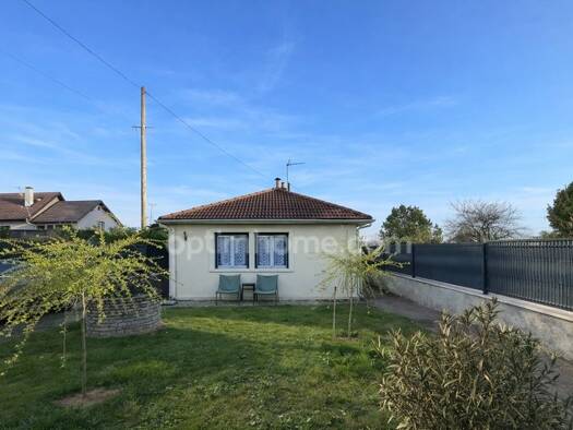 Maison de plain-pied à vendre 135 000 € 3 pièces 2 chambres 50 m² 391 m² de terrain Heuilley-sur-Saône 21270