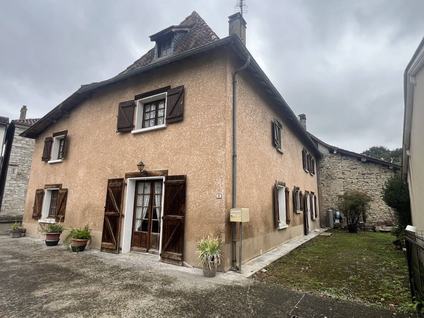Maison à vendre, 195m², SAUVETERRE DE BEARN
