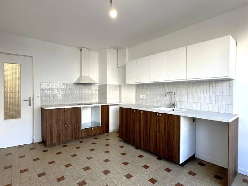 Maison à louer, 91m², MARSEILLE 8E