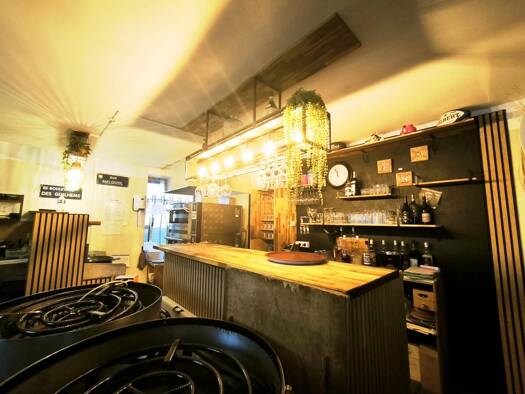 Activités diverses à vendre Fonds de commerce 140 000 € 200 m² de surface de vente Rive Gauche Palavas-les-Flots 34250