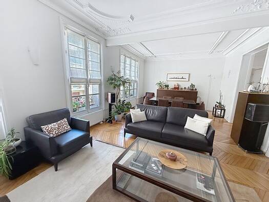 Appartement à vendre 1 350 000 € 4 pièces 2 chambres 97,22 m² Étage 4/6 Courcelles-Wagram Paris 17ème arrondissement 75017