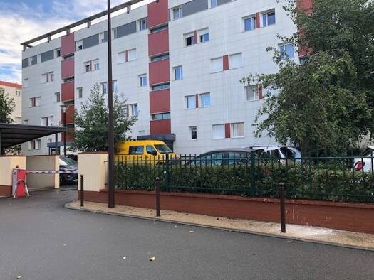 Garage/Stationnement à louer 30 € 10 m² La Cilof Viry-Châtillon 91170