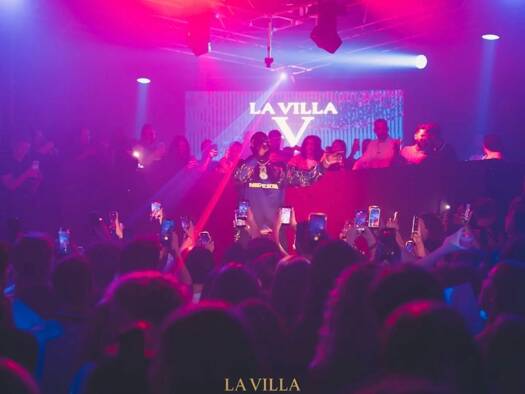 Boutique à vendre Fonds de commerce 100 000 € 700 m² de surface de vente Vouziers 08400