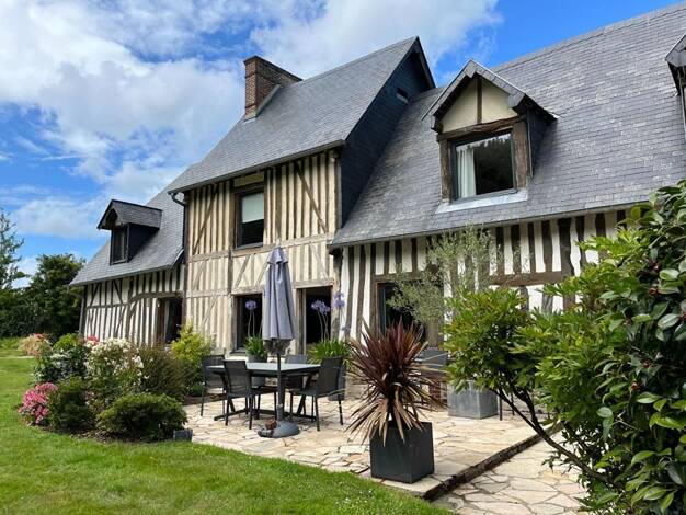 Maison à vendre 645 000 € 6 pièces 4 chambres 175 m² 8 759 m² de terrain Gonneville-sur-Honfleur 14130
