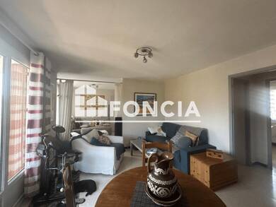 Appartement à louer 800 € 3 pièces 2 chambres 77,2 m² RDC Route de Marseille Digne-les-Bains 04000