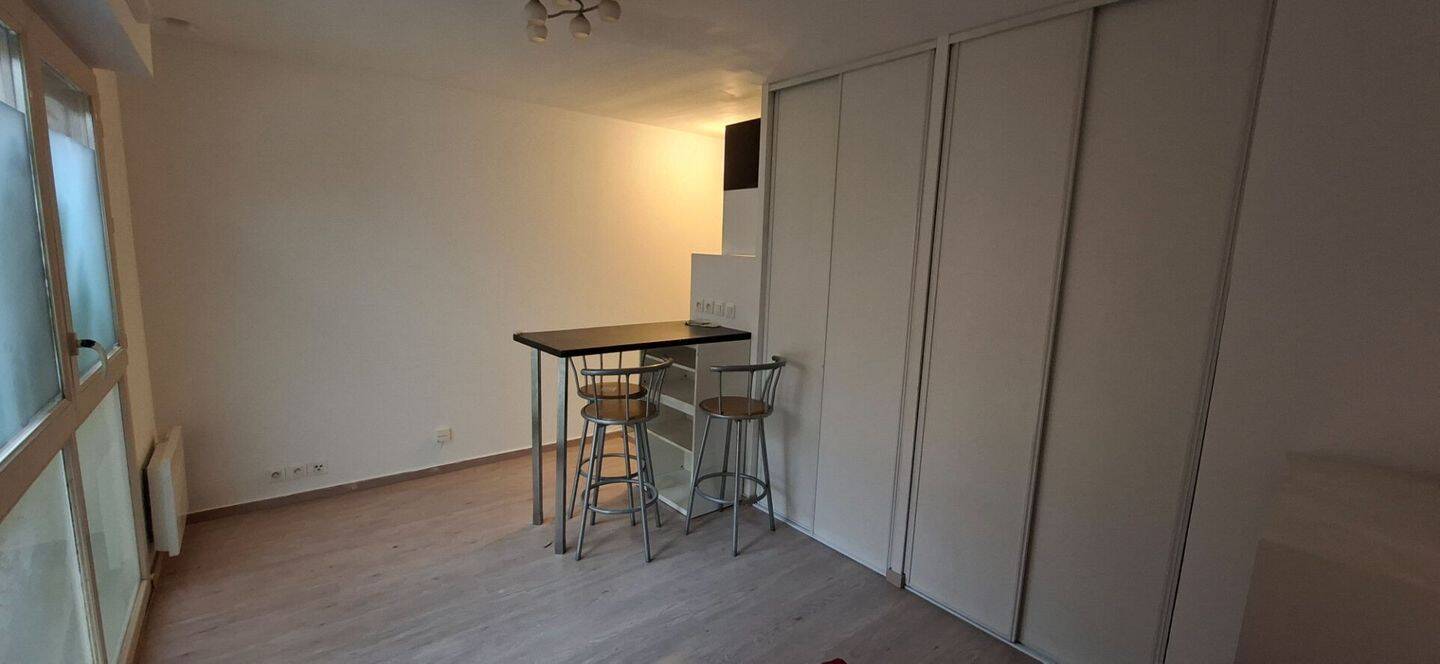 Maison à louer, 24m², CORBEIL ESSONNES