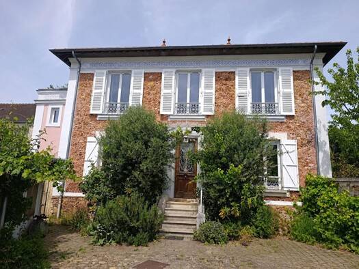 Maison à vendre 649 000 € 8 pièces 6 chambres 197 m² 750 m² de terrain Grobois-Mare Armee-Sabliere Yerres 91330